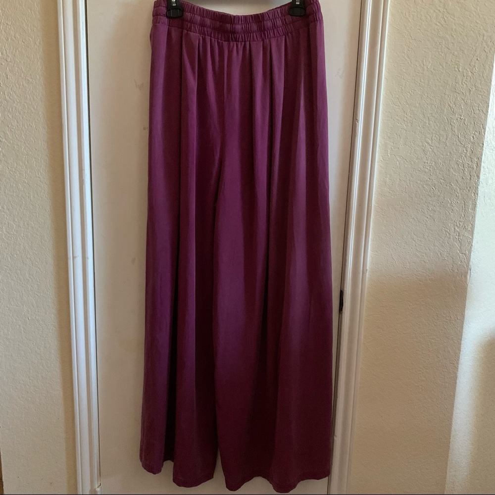 Brand NWOT Free People movement split leg, size M - Picture 6 of 9